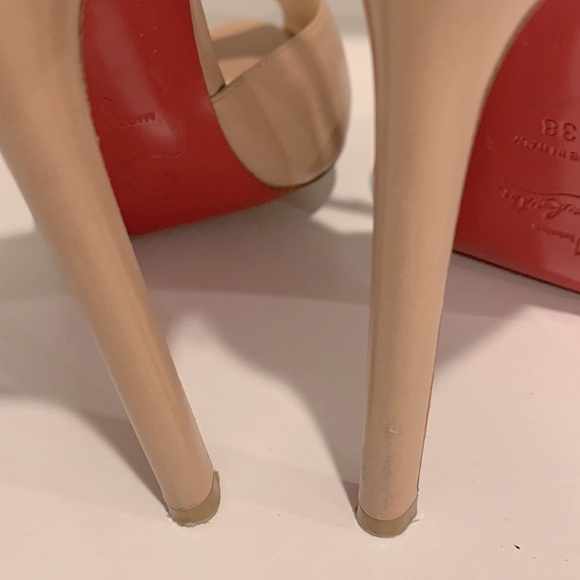 Christian Louboutin nude heels - Picture 8 of 15